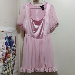 Hot Topic Pink Princess Dress with Puff Sleeves, Ruffled Hem And Lace Trim